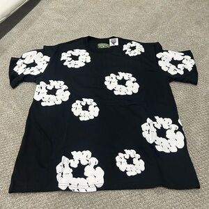 Denim Tears tee shirt